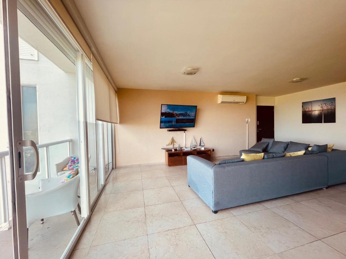 Punta Me Luxury Apartments Ocean View & Beach Front In Amara Cancún Zewnętrze zdjęcie